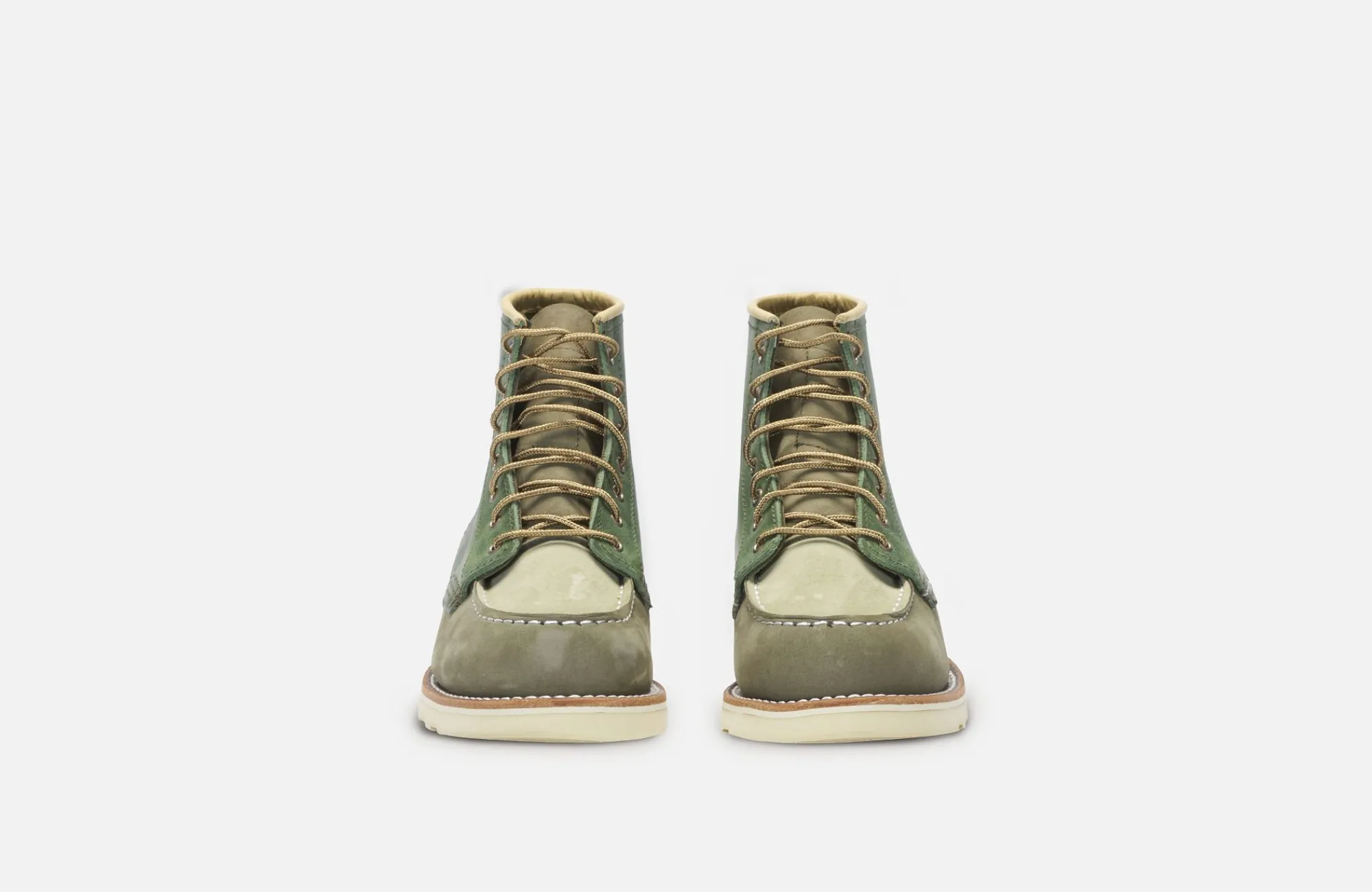 Classic Moc^Red Wing Shoes CLASSIC MOC & THE GREAT.